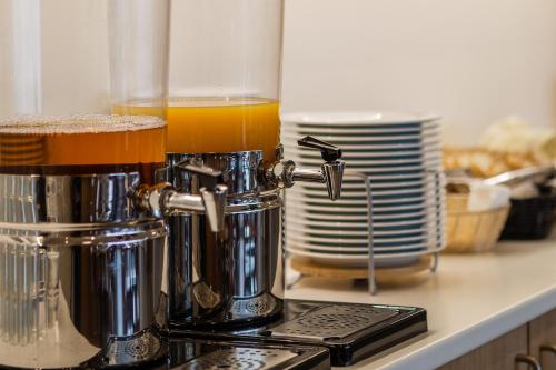 a coffee maker sitting on top of a counter at Hótel Fransiskus Stykkishólmi in Stykkishólmur