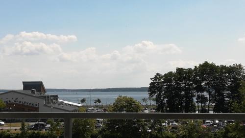 Apartament z widokiem na jezioro Niegocin