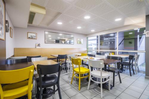 B&B HOTEL Saint-Brieuc – Photos 5