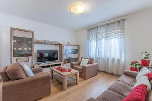 Apartment Luti Pula