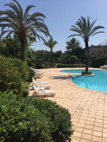 Piscina a Résidence Naama o a prop