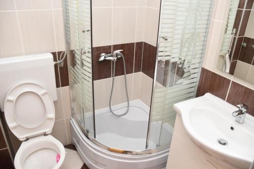 Kúpeľňa v ubytovaní Apartmani Niko 1