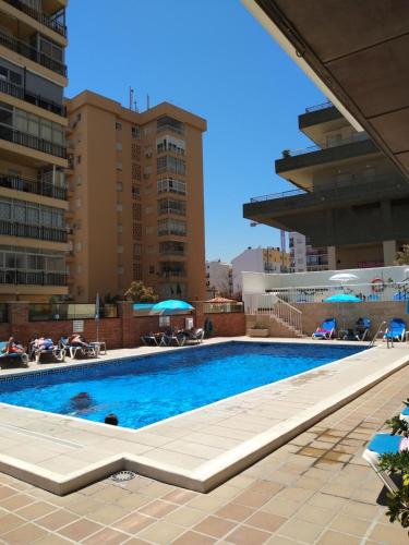Bazén v ubytování Apartamento en edificio Stella Maris nebo v jeho okolí