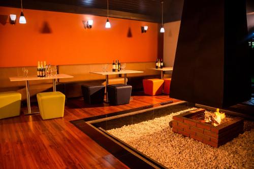 Zona de estar de Hotel Yalconia
