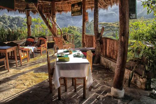 Сад в Eco Quechua Lodge