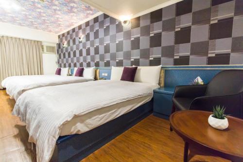 Ένα ή περισσότερα κρεβάτια σε δωμάτιο στο Lech Hotel