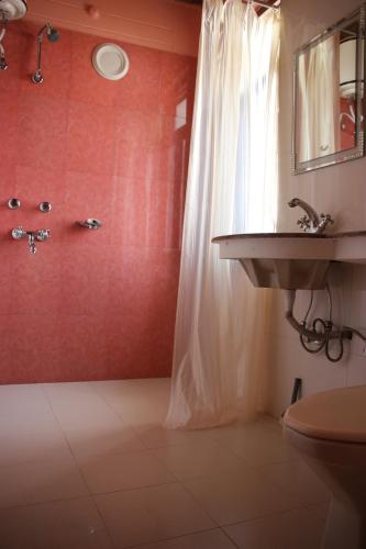 Gallery image of Chandruma Cottage in Pauri