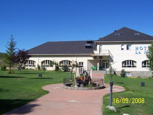 Gallery image of Hotel La Mora in Villaseca de Laciana