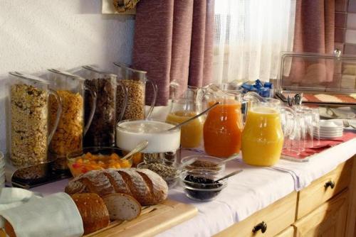 Jídlo v penzionu nebo okolí