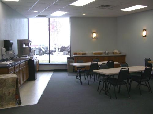 Galeriebild der Unterkunft Quail's Nest Inn & Suites in Osage Beach