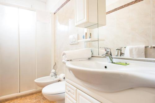 A bathroom at Welcome Residence per famiglie