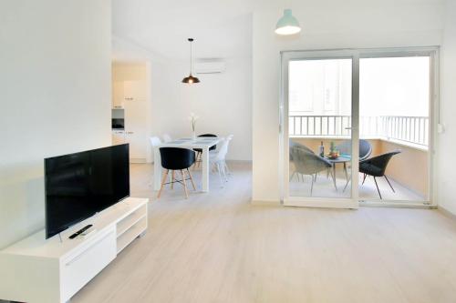 Bacan Family Apartments
