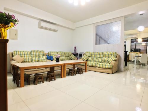 Zona d'estar a Laughter Habitat