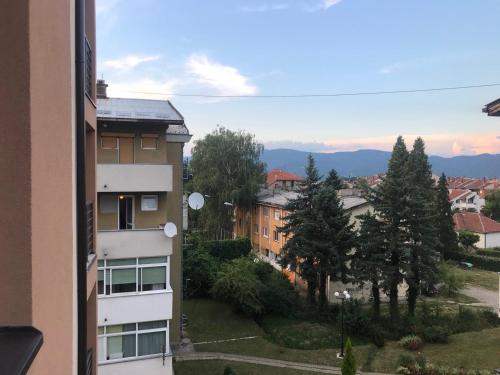 Kalnų panorama iš apartamentų arba bendras kalnų vaizdas