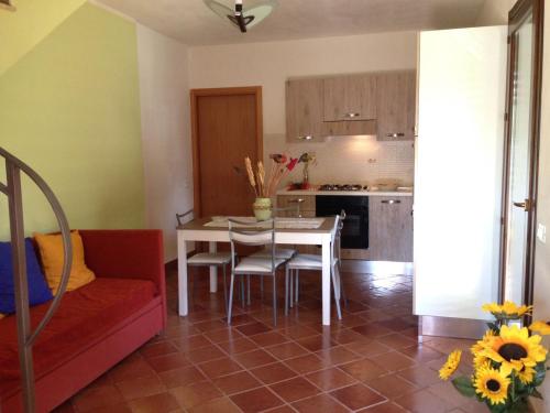 A kitchen or kitchenette at Villetta al Mare Marsala