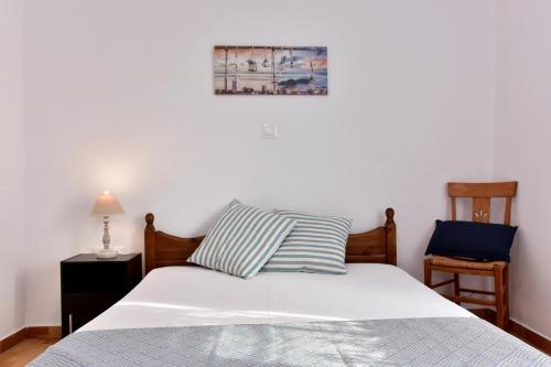 Foto da galeria de Prigipas Home em Glinado Naxos