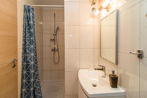 Apartment Stela tesisinde bir banyo