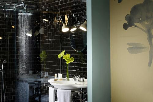 Salle de bains dans l'établissement Hotel De' Ricci - Small Luxury Hotels of the World