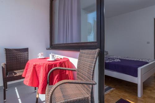 Apartment Maestral
