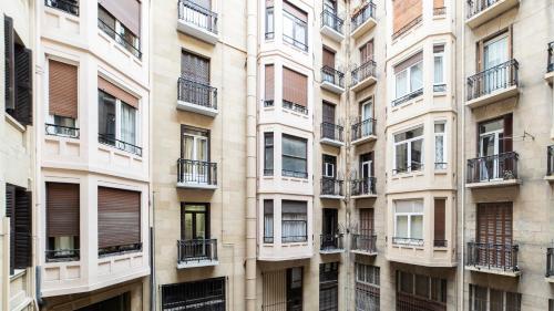 Central Luxury- SSHousing