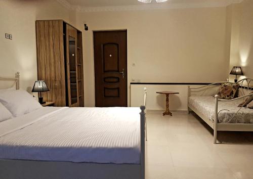 Foto da galeria de Calypso Kvariati Inn em Kvariati