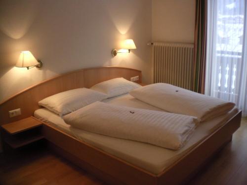 Gallery image of Hotel Lipeter & Bergheimat in Weissensee