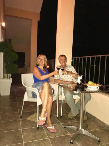 Clientes alojados en Apartments Royal
