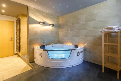 Ett badrum på Luxus Ferienhaus Feldberg