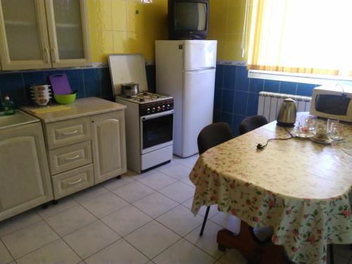 A kitchen or kitchenette at Vlada