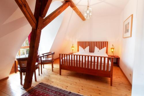 Ein Bett oder Betten in einem Zimmer der Unterkunft Die Insel auf Rügen