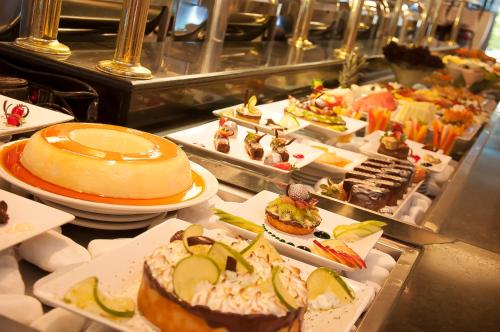 Mad på resortet eller i nærheden