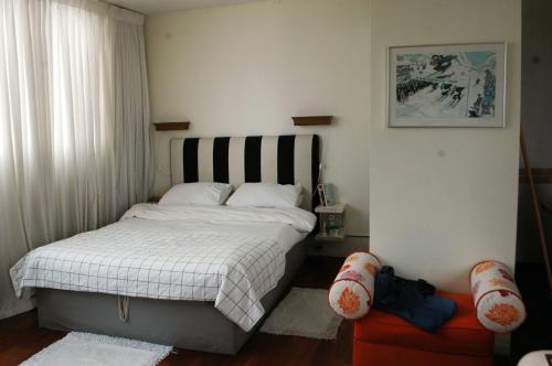 Cama o camas de una habitación en Loft in TLV