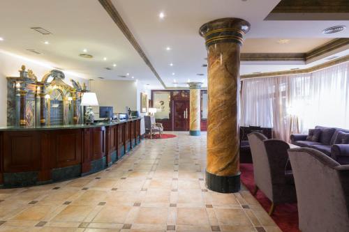 Hotel Exe Reina Isabel