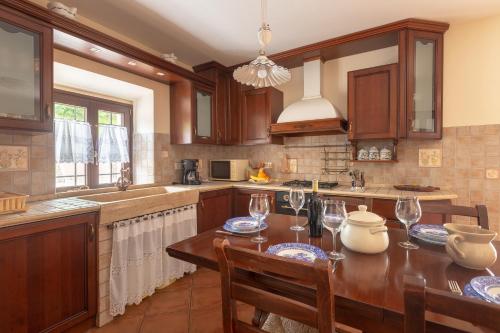 Villa Momiano with Private pool – Photos 4