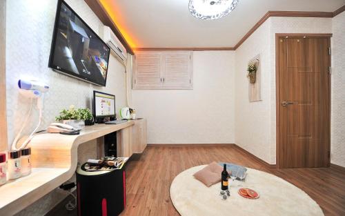 TV a/nebo společenská místnost v ubytování Inje OST Motel