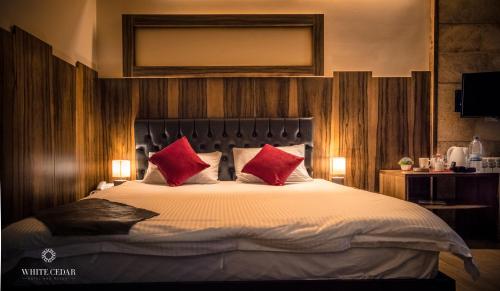 White Cedar Hotel &Resort – Photos 5