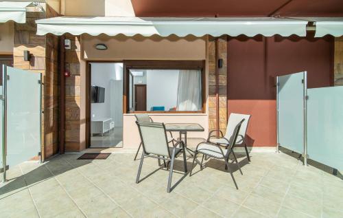 Gallery image of Luxury apartments Marianna in Neos Marmaras