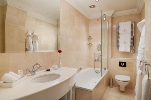 The Chesterfield Mayfair Image