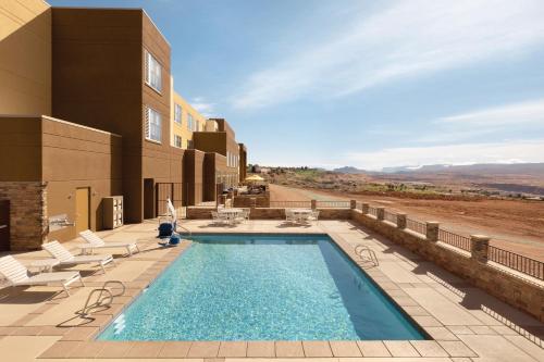 The swimming pool at or close to Hyatt Place Page Lake Powell