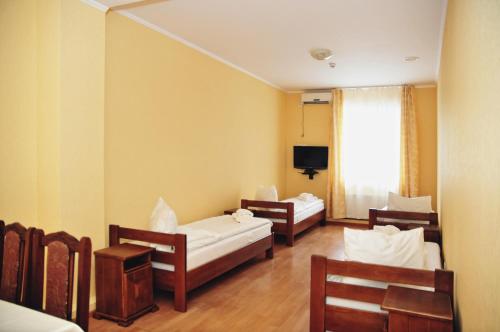 Gallery image of Etna Hotel in Lviv