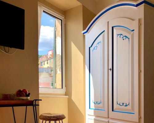 TV in/ali zabaviščno središče v nastanitvi Orto al Mare Room Rental