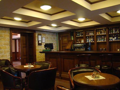 Lounge nebo bar v ubytování Hotel Zolota Pidkova