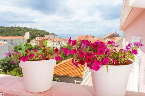 Gallery image of Luxury Apartments Marhella & Jakov in Makarska