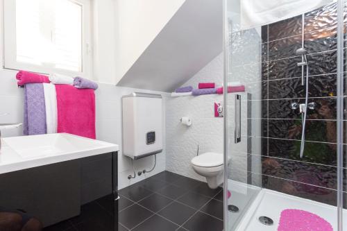 Gallery image of Luxury Apartments Marhella & Jakov in Makarska