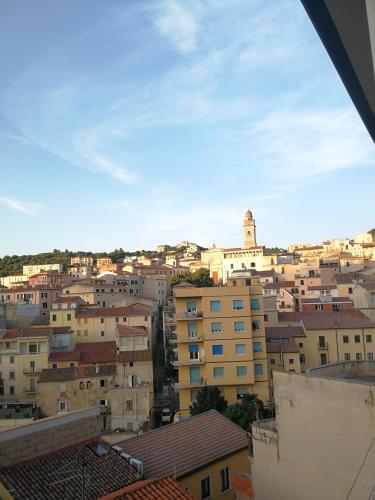 a view of a city with buildings at Carru de ammentos in Ozieri