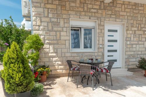 Ein Balkon oder eine Terrasse in der Unterkunft Apartment Matea