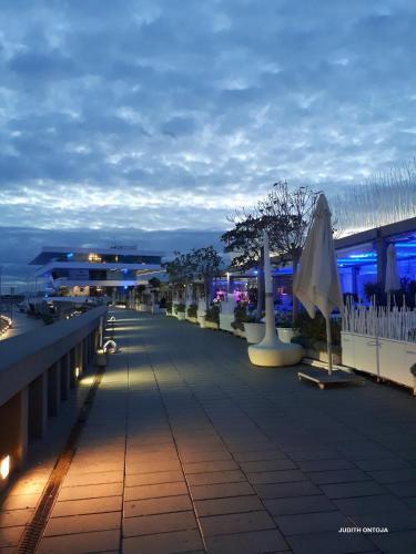 Apartamento Luminoso cerca de la PLAYA y PUERTO
