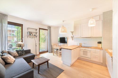 Apartament w Gdańsku Brzeźnie ,blisko plaży ,darmowe miejsce parkingowe ,taras