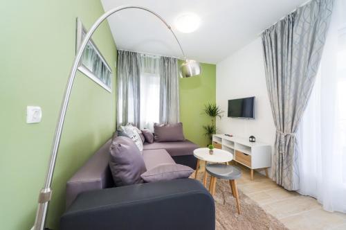 Apartments Maraš