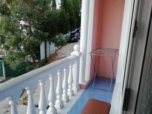 A balcony or terrace at Nikos Guest House